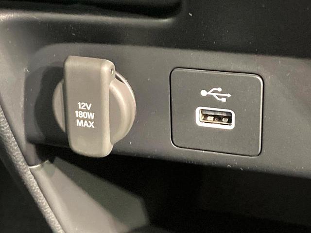 フリード ｅ：ＨＥＶクロスター　登録済未使用車　６人乗り　両側電動スライドドア　シートヒーター　ブラインドスポットモニター　ホンダセンシング　レーダークルーズ　ＬＥＤヘッドライト　スマートキー　ステアリングリモコン（44枚目）