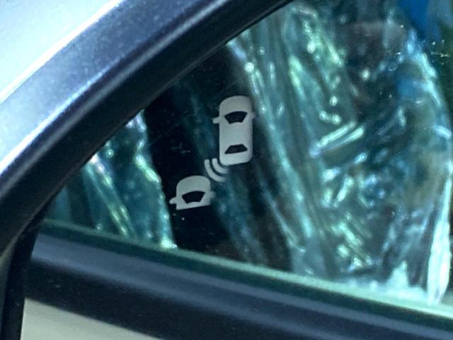 フリード ｅ：ＨＥＶクロスター　登録済未使用車　６人乗り　両側電動スライドドア　シートヒーター　ブラインドスポットモニター　ホンダセンシング　レーダークルーズ　ＬＥＤヘッドライト　スマートキー　ステアリングリモコン（49枚目）