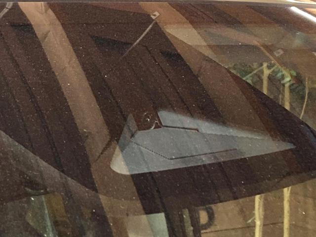 フリード ｅ：ＨＥＶクロスター　登録済未使用車　６人乗り　両側電動スライドドア　シートヒーター　ブラインドスポットモニター　ホンダセンシング　レーダークルーズ　ＬＥＤヘッドライト　スマートキー　ステアリングリモコン（50枚目）