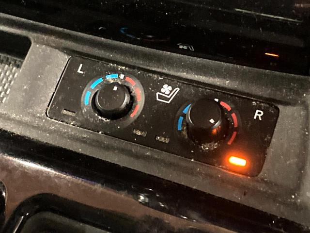 ヴェルファイア ２．５Ｚ　Ｇエディション　モデリスタエアロ　１１型ＢＩＧＸ　アルパイン１２型フリップダウンモニター　シーケンシャルターンランプ付き３眼ＬＥＤヘッドライト　エグゼクティブパワーシート　両側電動スライドドア　パワーバックドア（6枚目）