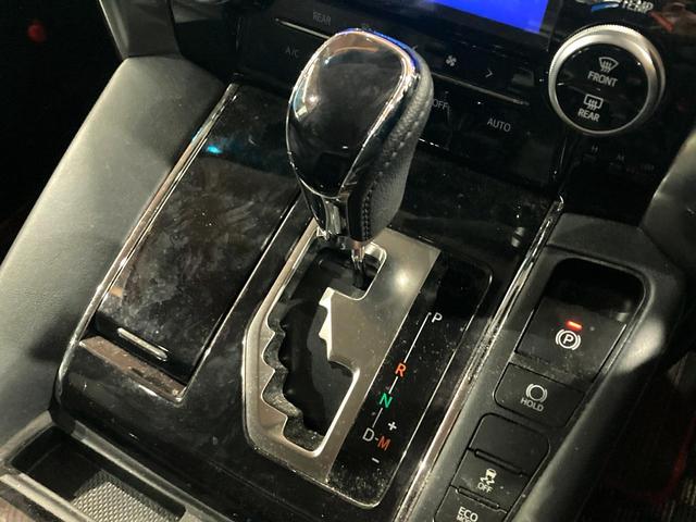 ヴェルファイア ２．５Ｚ　Ｇエディション　モデリスタエアロ　１１型ＢＩＧＸ　アルパイン１２型フリップダウンモニター　シーケンシャルターンランプ付き３眼ＬＥＤヘッドライト　エグゼクティブパワーシート　両側電動スライドドア　パワーバックドア（57枚目）