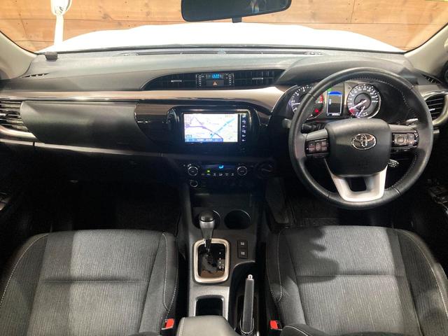 ハイラックス Z 純正ベッドライナー 純正ハードトノカバー プリクラッシュセーフティシステム レーダークルーズコントロール 純正SDナビ 車線逸脱警報 ドライブレコーダー センターデフロック 純正17インチAW(2枚目)