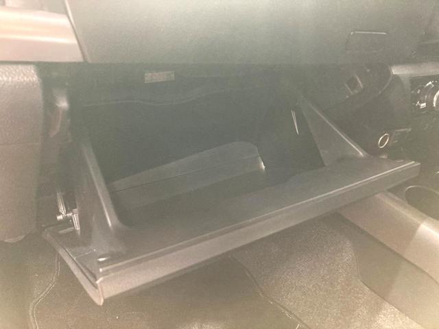 ハイラックス Z 純正ベッドライナー 純正ハードトノカバー プリクラッシュセーフティシステム レーダークルーズコントロール 純正SDナビ 車線逸脱警報 ドライブレコーダー センターデフロック 純正17インチAW(21枚目)