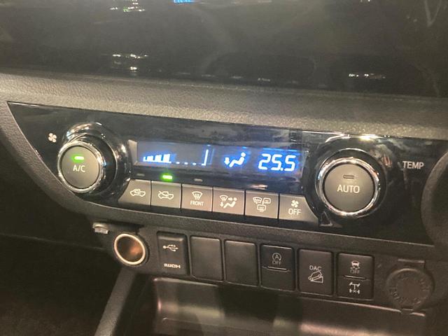 ハイラックス Z 純正ベッドライナー 純正ハードトノカバー プリクラッシュセーフティシステム レーダークルーズコントロール 純正SDナビ 車線逸脱警報 ドライブレコーダー センターデフロック 純正17インチAW(39枚目)