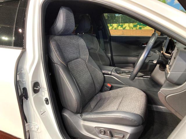 クラウンクロスオーバー Ｇアドバンスド　全周囲カメラ　衝突被害軽減システム　レーダークルーズ　禁煙車　電動リアゲート　パワーシート　ドラレコ　コーナーセンサー　スマートキー　ＬＥＤヘッド　ＥＴＣ２．０　純正１９インチアルミ（9枚目）