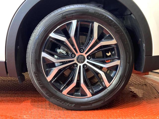 クラウンクロスオーバー Ｇアドバンスド　全周囲カメラ　衝突被害軽減システム　レーダークルーズ　禁煙車　電動リアゲート　パワーシート　ドラレコ　コーナーセンサー　スマートキー　ＬＥＤヘッド　ＥＴＣ２．０　純正１９インチアルミ（22枚目）