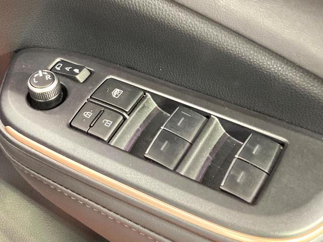 クラウンクロスオーバー Ｇアドバンスド　全周囲カメラ　衝突被害軽減システム　レーダークルーズ　禁煙車　電動リアゲート　パワーシート　ドラレコ　コーナーセンサー　スマートキー　ＬＥＤヘッド　ＥＴＣ２．０　純正１９インチアルミ（34枚目）