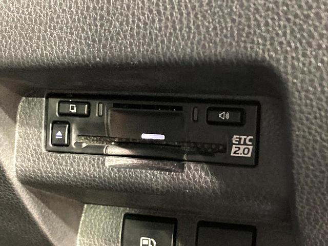 クラウンクロスオーバー Ｇアドバンスド　全周囲カメラ　衝突被害軽減システム　レーダークルーズ　禁煙車　電動リアゲート　パワーシート　ドラレコ　コーナーセンサー　スマートキー　ＬＥＤヘッド　ＥＴＣ２．０　純正１９インチアルミ（36枚目）