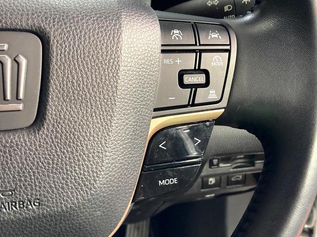 クラウンクロスオーバー Ｇアドバンスド　全周囲カメラ　衝突被害軽減システム　レーダークルーズ　禁煙車　電動リアゲート　パワーシート　ドラレコ　コーナーセンサー　スマートキー　ＬＥＤヘッド　ＥＴＣ２．０　純正１９インチアルミ（42枚目）