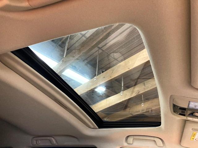 ランドクルーザープラド TX Lパッケージ サンルーフ パノラミックビューモニター メーカーナビ ベージュ内装 プリクラッシュセーフティシステム レーダークルーズコントロール クリアランスソナー ルーフレール 純正19インチアルミ(3枚目)