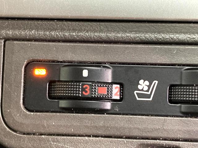 ランドクルーザープラド TX Lパッケージ サンルーフ パノラミックビューモニター メーカーナビ ベージュ内装 プリクラッシュセーフティシステム レーダークルーズコントロール クリアランスソナー ルーフレール 純正19インチアルミ(35枚目)