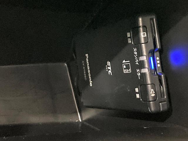 ＣＸ－８ ２５Ｓ　プロアクティブ　純正ＳＤナビ　全周囲カメラ　衝突被害軽減システム　レーダークルーズ　禁煙車　パワーシート　ドラレコ　コーナーセンサー　スマートキー　ＬＥＤヘッド　ＥＴＣ　純正１９インチアルミ　オートハイビーム（7枚目）