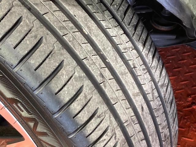 ヤリスクロス ハイブリッドZ 8インチディスプレイオーディオ 全周囲カメラ 衝突被害軽減システム レーダークルーズ パワーシート コーナーセンサー LEDヘッド ビルトインETC 純正18インチアルミ 車線逸脱警報(23枚目)