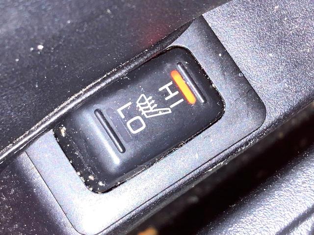 デリカＤ：５ Ｄ　パワーパッケージ　ディーゼル　ディスプレイオーディオ　両側電動ドア　バックカメラ　禁煙車　ハーフレザーシート　ドラレコ　スマートキー　ＨＩＤヘッド　ビルトインＥＴＣ　クルコン　純正１８インチアルミ　オートライト（6枚目）