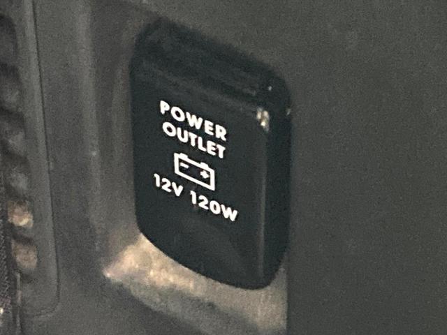 デリカＤ：５ Ｄ　パワーパッケージ　ディーゼル　ディスプレイオーディオ　両側電動ドア　バックカメラ　禁煙車　ハーフレザーシート　ドラレコ　スマートキー　ＨＩＤヘッド　ビルトインＥＴＣ　クルコン　純正１８インチアルミ　オートライト（43枚目）