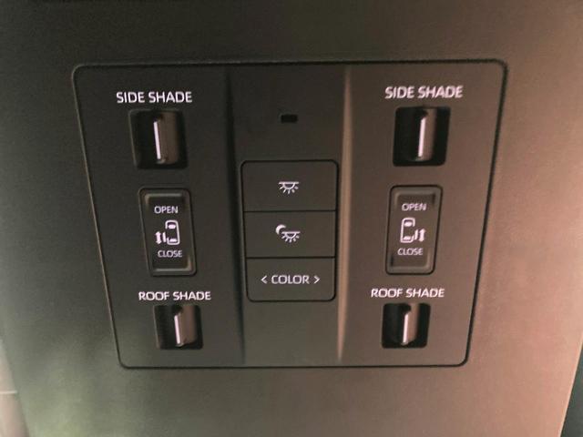 アルファード Ｚ　ガラスルーフ　純正１４型ナビ　全周囲カメラ　デジタルインナーミラー　両側電動スライドドア　純正１８ＡＷ　パワーバックドア　ワイヤレス充電　ＬＥＤヘッドライト（26枚目）