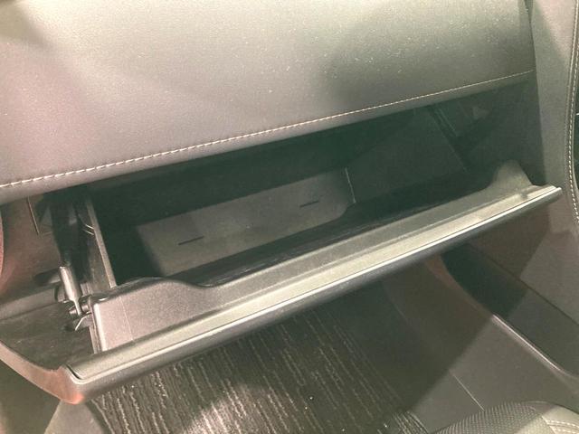 アルファード Ｚ　ガラスルーフ　純正１４型ナビ　全周囲カメラ　デジタルインナーミラー　両側電動スライドドア　純正１８ＡＷ　パワーバックドア　ワイヤレス充電　ＬＥＤヘッドライト（27枚目）