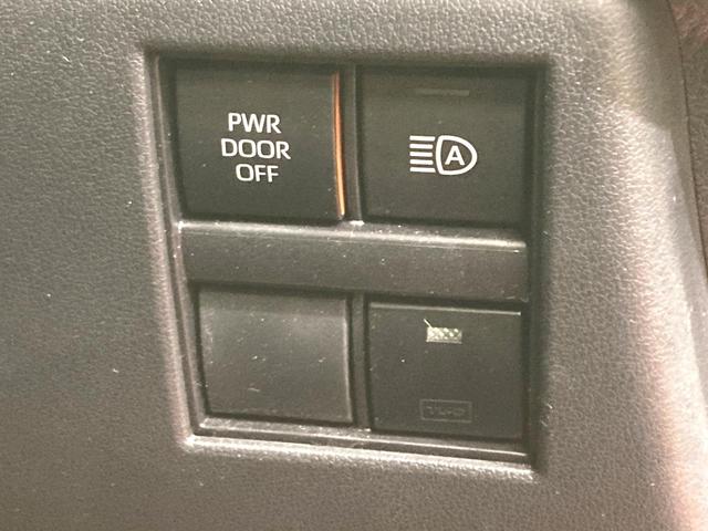 アルファード Ｚ　ガラスルーフ　純正１４型ナビ　全周囲カメラ　デジタルインナーミラー　両側電動スライドドア　純正１８ＡＷ　パワーバックドア　ワイヤレス充電　ＬＥＤヘッドライト（33枚目）