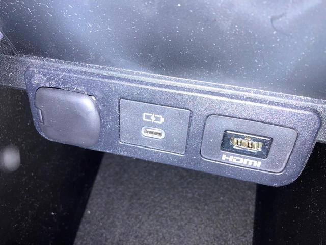 アルファード Ｚ　ガラスルーフ　純正１４型ナビ　全周囲カメラ　デジタルインナーミラー　両側電動スライドドア　純正１８ＡＷ　パワーバックドア　ワイヤレス充電　ＬＥＤヘッドライト（57枚目）