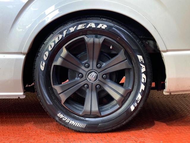 ハイエースバン スーパーGL ダークプライムII SDナビ 全周囲カメラ デジタルインナーミラー 衝突被害軽減システム 禁煙車 ハーフレザーシート コーナーセンサー スマートキー LEDヘッド ビルトインETC オートハイビーム 車線逸脱警報(28枚目)