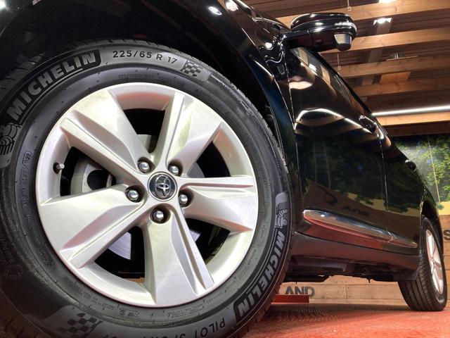 ハリアー エレガンス 純正9型SDナビ バックカメラ 禁煙車 ハーフレザーシート パワーシート スマートキー LEDヘッド ビルトインETC 純正17インチアルミ オートライト デュアルエアコン Bluetooth CD(13枚目)