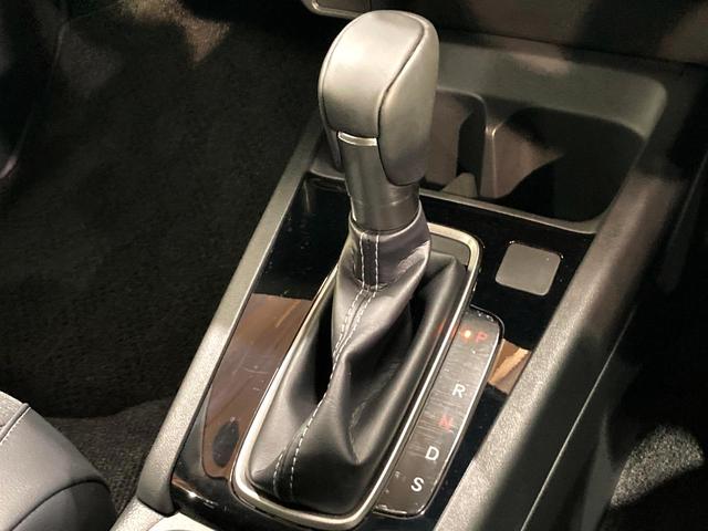 WR-V Z 純正8型ディスプレイオーディオ バックカメラ 衝突被害軽減システム 禁煙車 ハーフレザーシート ドラレコ コーナーセンサー スマートキー LED 純正17インチアルミ オートハイビーム 車線逸脱警報(44枚目)