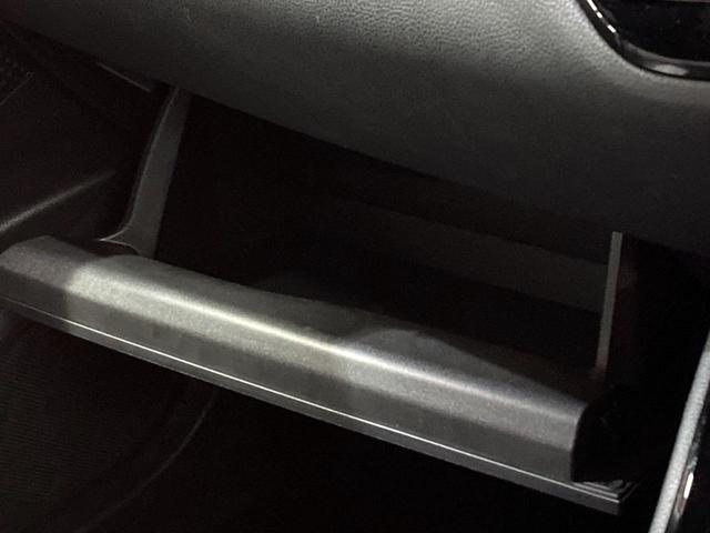 C-HR G モード ネロ セーフティプラスII 純正8型ディスプレイオーディオ 全周囲カメラ 衝突被害軽減システム レーダークルーズ ハーフレザーシート コーナーセンサー スマートキー LEDヘッド ETC2.0 純正18AW オートハイビーム(49枚目)