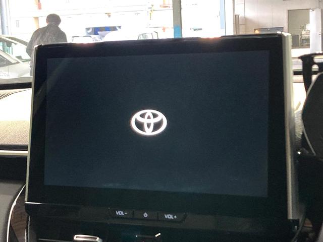 カローラクロス ハイブリッド Z ガラスルーフ 純正SDナビ 全周囲カメラ 衝突被害軽減システム レーダークルーズ 禁煙車 電動リアゲート ハーフレザーシート パワーシート コーナーセンサー スマートキー ルーフレール ETC2.0(4枚目)