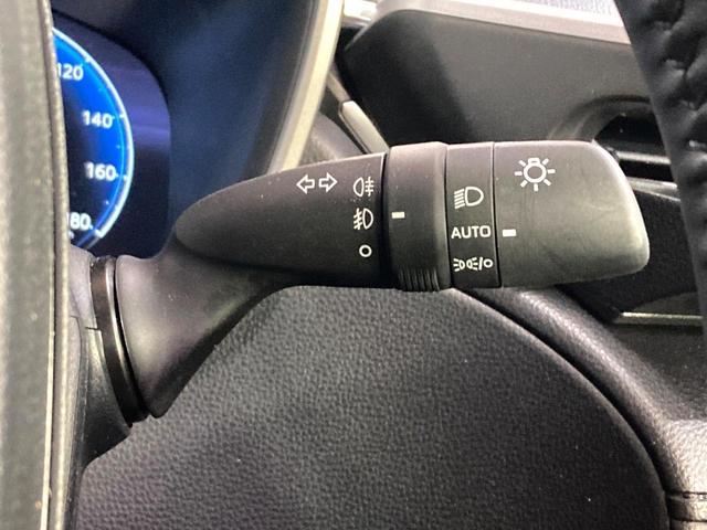 カローラクロス ハイブリッド Z ガラスルーフ 純正SDナビ 全周囲カメラ 衝突被害軽減システム レーダークルーズ 禁煙車 電動リアゲート ハーフレザーシート パワーシート コーナーセンサー スマートキー ルーフレール ETC2.0(44枚目)