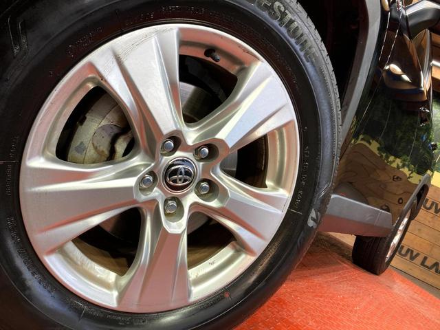 RAV4 ハイブリッドX バックカメラ 衝突被害軽減システム レーダークルーズ 禁煙車 ドラレコ コーナーセンサー スマートキー LEDヘッド ルーフレール ビルトインETC 純正17インチアルミ オートハイビーム(13枚目)