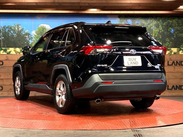 RAV4 ハイブリッドX バックカメラ 衝突被害軽減システム レーダークルーズ 禁煙車 ドラレコ コーナーセンサー スマートキー LEDヘッド ルーフレール ビルトインETC 純正17インチアルミ オートハイビーム(27枚目)