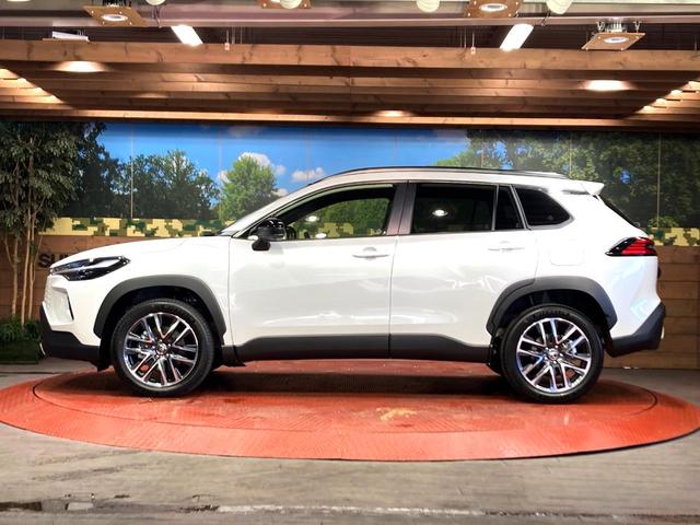 カローラクロス ハイブリッド　Ｚ　ガラスルーフ　純正１０型ディスプレイオーディオ　全周囲カメラ　衝突被害軽減システム　レーダークルーズ　禁煙車　電動リアゲート　ハーフレザーシート　パワーシート　コーナーセンサー（29枚目）