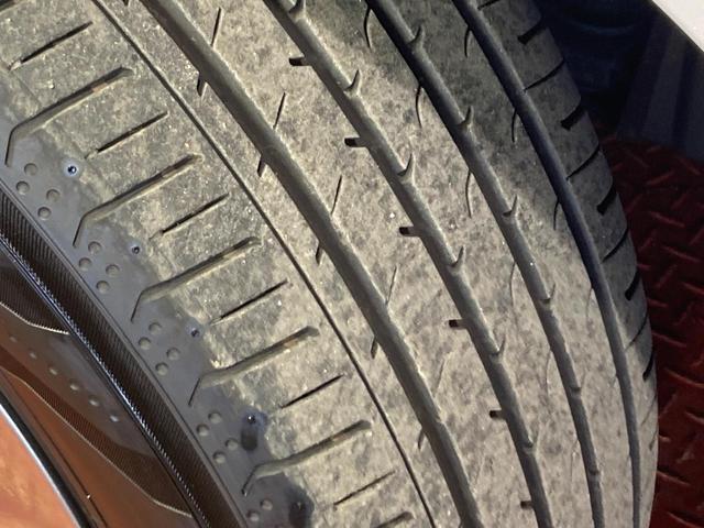 アルファードハイブリッド Ｚ　左右独立ガラスルーフ　純正１４型ディスプレイ　両側電動ドア　全周囲カメラ　衝突被害軽減システム　レーダークルーズ　禁煙車　電動リアゲート　前席シートエアコン　リアシートエアコン　前後席パワーシート（57枚目）