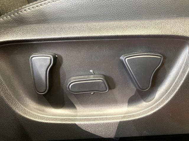 ヤリスクロス ハイブリッドＺ　純正８型ディスプレイオーディオ　全周囲カメラ　衝突被害軽減システム　レーダークルーズ　禁煙車　ハーフレザーシート　パワーシート　コーナーセンサー　ＬＥＤヘッド　純正１８インチアルミ（40枚目）