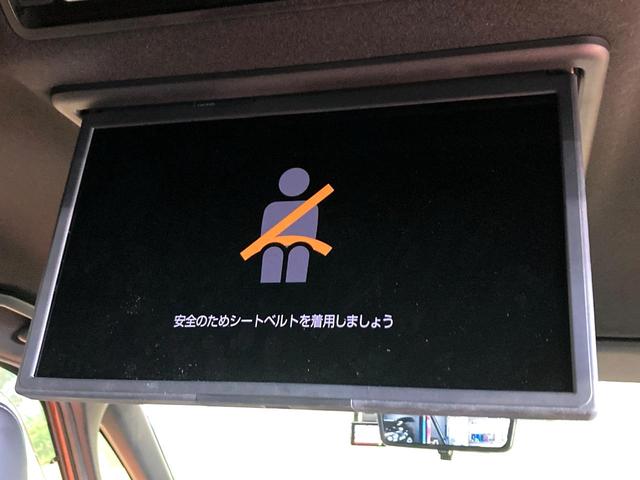 ヴォクシー Ｓ－Ｚ　両側電動ドア　後席モニター　フロント・サイド・バックカメラ　衝突被害軽減システム　レーダークルーズ　禁煙車　電動リアゲート　ハーフレザーシート　ドラレコ　コーナーセンサー　ＬＥＤヘッド　ＥＴＣ２．０（3枚目）