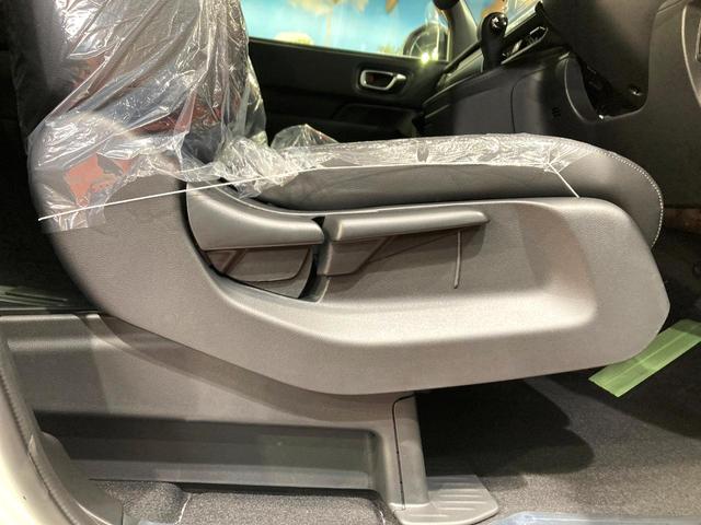 ステップワゴン スパーダ　登録済未使用車　両側電動ドア　純正１１．４型ナビ　バックカメラ　衝突被害軽減システム　レーダークルーズ　パワーバックドア　コーナーセンサー　スマートキー　ＬＥＤヘッド　純正１６インチアルミ　フルセグ（33枚目）