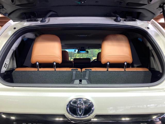 ランドクルーザープラド ＴＸ　Ｌパッケージ　７０ｔｈアニバーサリーリミテッド　ディーゼル　７人乗り　サンルーフ　純正ＳＤナビ　全周囲カメラ　衝突被害軽減システム　レーダークルーズコントロール　禁煙車　レザーシート　前席シートエアコン　ドライブレコーダー　コーナーセンサー（38枚目）