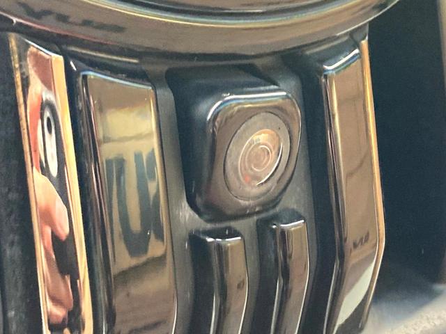 ランドクルーザープラド ＴＸ　Ｌパッケージ　７０ｔｈアニバーサリーリミテッド　ディーゼル　７人乗り　サンルーフ　純正ＳＤナビ　全周囲カメラ　衝突被害軽減システム　レーダークルーズコントロール　禁煙車　レザーシート　前席シートエアコン　ドライブレコーダー　コーナーセンサー（51枚目）