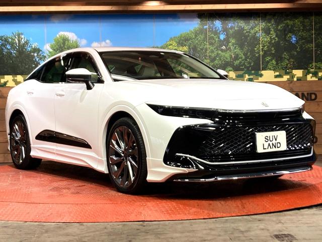 クラウンクロスオーバー Ｇアドバンスド・レザーパッケージ　純正１２．５型ナビ　全周囲カメラ　衝突被害軽減システム　レーダークルーズ　禁煙車　電動リアゲート　レザーシート　前席シートエアコン　コーナーセンサー　スマートキー　ＬＥＤヘッド　ＥＴＣ２．０（16枚目）