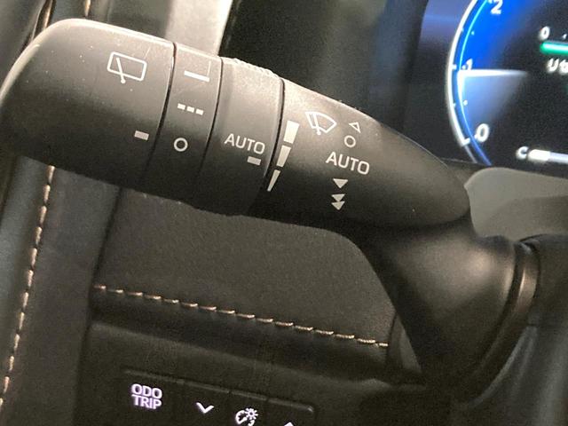 アルファード Ｚ　左右独立ガラスルーフ　ユニバーサルステップ　純正フリップダウンモニター　純正１４型ディスプレイオーディオ　パノラミックビューモニター　両側電動スライドドア　電動リアゲート　レーダークルーズコントロール（60枚目）