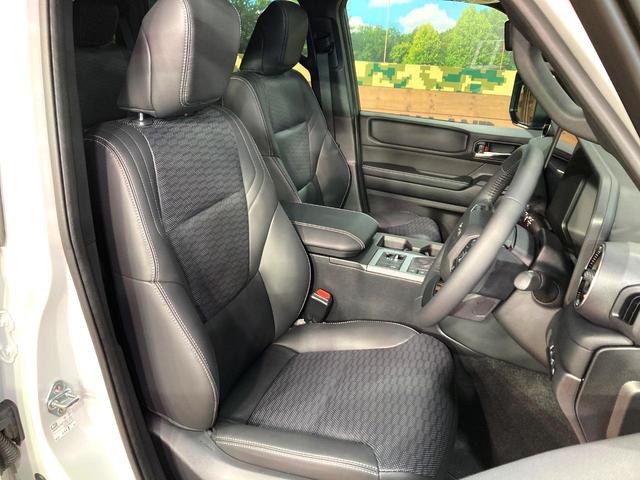 ランドクルーザー250 VX 7人乗り サンルーフ 純正12型ディスプレイオーディオ 全周囲カメラ セーフティセンス レーダークルーズ 禁煙車 電動リアゲート 本革シート シートエアコン パワーシート コーナーセンサー(8枚目)