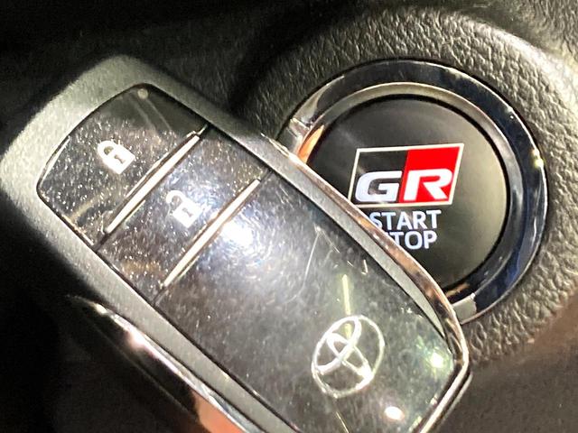 �y�X�}�[�g�L�[�z�J�o����|�P�b�g�ɓ��ꂽ�܂܂ł��h�A�̎{���E�������\�ȃX�}�[�g�L�[�𑕔��B�G���W���̃I���E�I�t�����J�M�����o���K�v����������Ƃ��Ă��֗��ł���