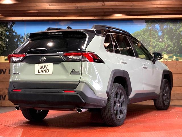 ＲＡＶ４ アドベンチャー　オフロードパッケージＩＩ　純正１０．５型ＤＡ　バックカメラ　衝突被害軽減システム　レーダークルーズ　禁煙車　ハーフレザーシート　全席シートヒーター　前席シートエアコン　パワーシート　ドラレコ　コーナーセンサー　スマートキー（17枚目）