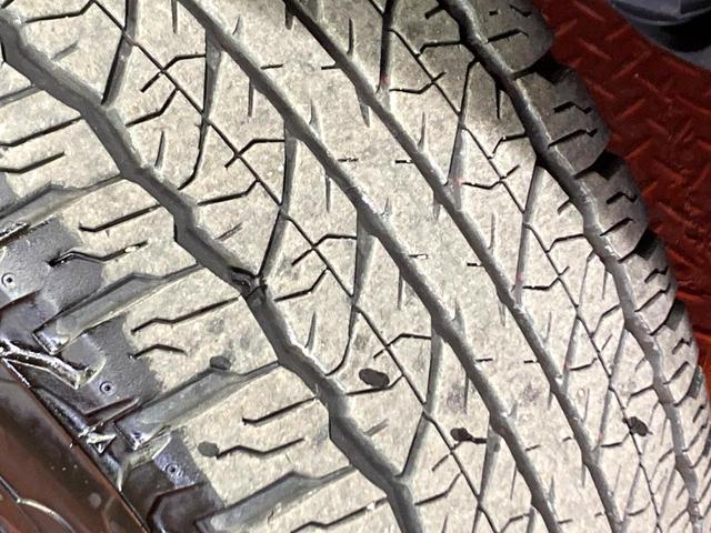 ＲＡＶ４ アドベンチャー　オフロードパッケージＩＩ　純正１０．５型ＤＡ　バックカメラ　衝突被害軽減システム　レーダークルーズ　禁煙車　ハーフレザーシート　全席シートヒーター　前席シートエアコン　パワーシート　ドラレコ　コーナーセンサー　スマートキー（24枚目）