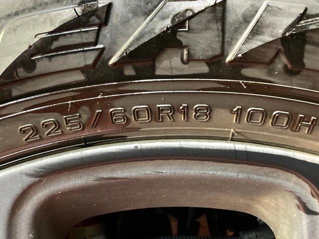 ＲＡＶ４ アドベンチャー　オフロードパッケージＩＩ　純正１０．５型ＤＡ　バックカメラ　衝突被害軽減システム　レーダークルーズ　禁煙車　ハーフレザーシート　全席シートヒーター　前席シートエアコン　パワーシート　ドラレコ　コーナーセンサー　スマートキー（26枚目）