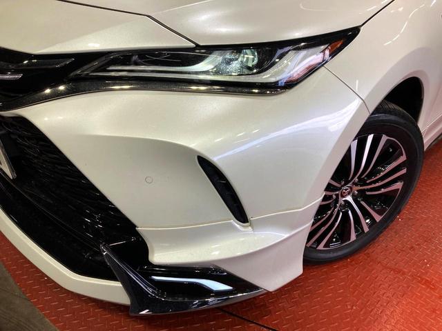 ハリアーＰＨＥＶ Ｚ　調光パノラマルーフ　モデリスタエアロ　純正１２．３型ナビ　ＪＢＬサウンド　全周囲カメラ　本革シート　前席シートエアコン　後席シートヒーター　ＥＴＣ　ドラレコ　電動バックドア　ステアリングヒーター（12枚目）