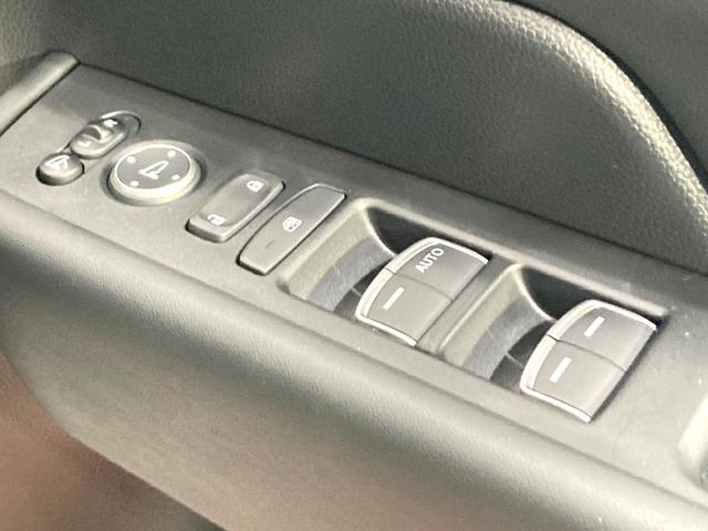 ステップワゴン e:HEVスパーダ 登録済未使用車 両側電動ドア 純正SDナビ バックカメラ 衝突被害軽減システム レーダークルーズ 電動リアゲート ハーフレザーシート コーナーセンサー スマートキー LEDヘッド(37枚目)