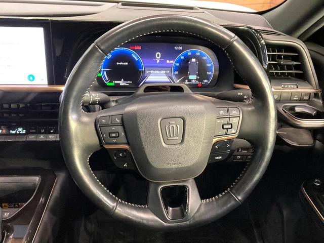 �y�����v�����X�e�A�����O�z�㎿�Ȋv���g�p���邱�ƂŁA��ɂ����������݂ƂĂ��^�]���₷���n���h���ł���