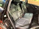 後部座席も気になるようなキズ・汚れやへたり等、大きなダメージはなく、良好な状態です。