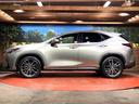 ＮＸ３５０ｈ　バージョンＬ　純正１４型ナビ　バックカメラ　衝突被害軽減システム　レーダークルーズ　禁煙車　電動リアゲート　レザーシート　全席シートヒーター　前席シートエアコン　コーナーセンサー　スマートキー　ＬＥＤヘッド（22枚目）
